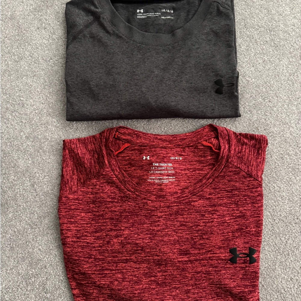 Lot of 2 Under Armour Men's Short Sleeve Tees - Heatgear and Tech Tee